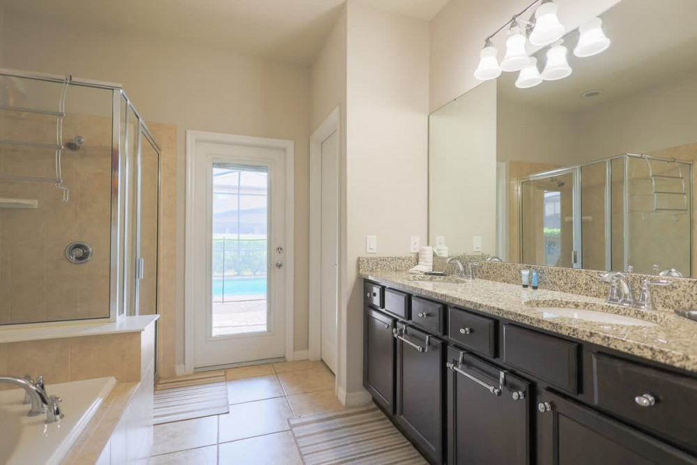 Windsor at Westside 2000