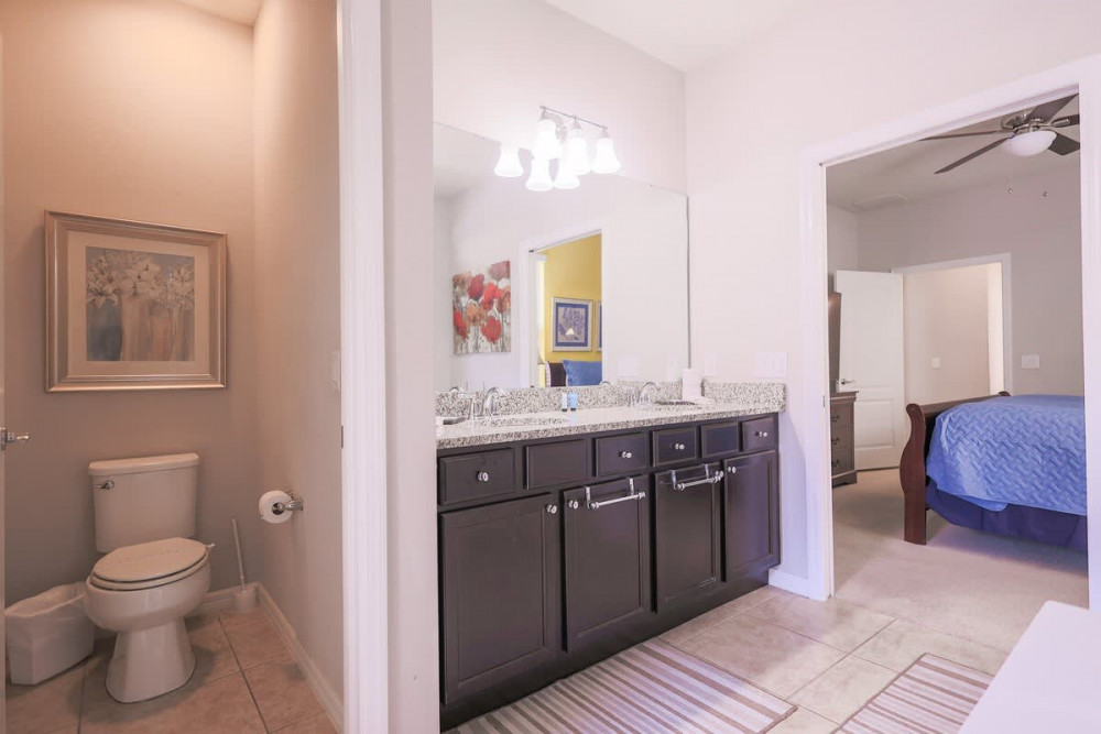 Windsor at Westside 2000