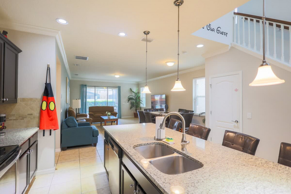 Windsor at Westside 2000