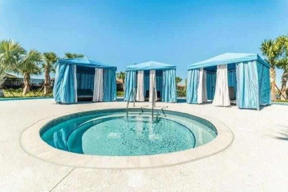 Windsor at Westside 2000