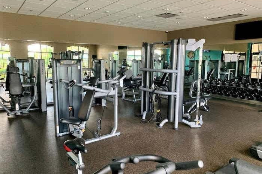 Windsor at Westside 2000