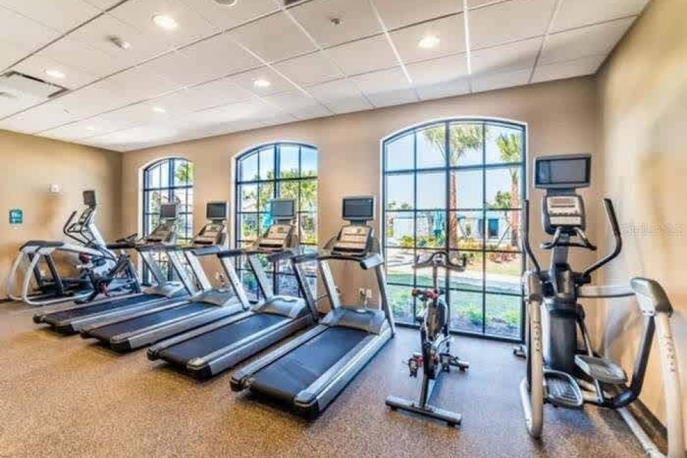 Windsor at Westside 2000