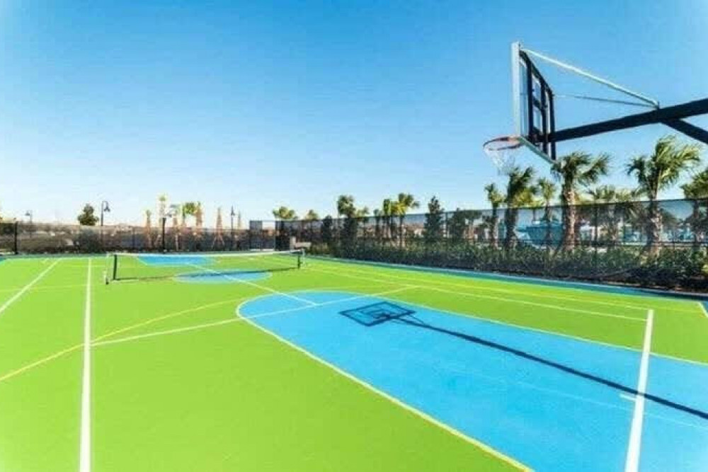 Windsor at Westside 2000