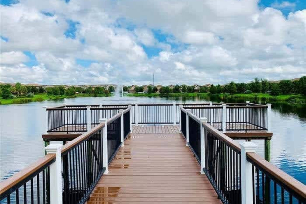 Windsor at Westside 2000