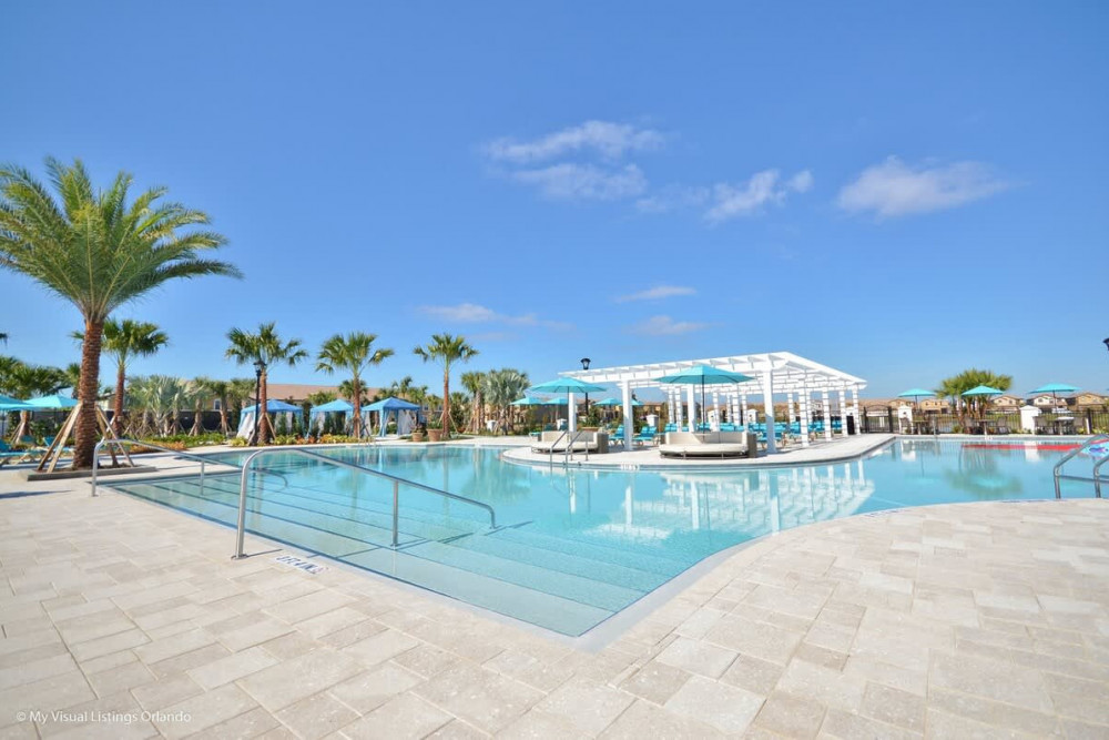 Windsor at Westside 2000