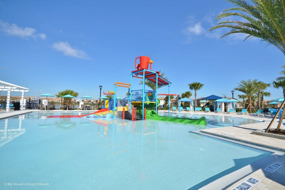 Windsor at Westside 2000