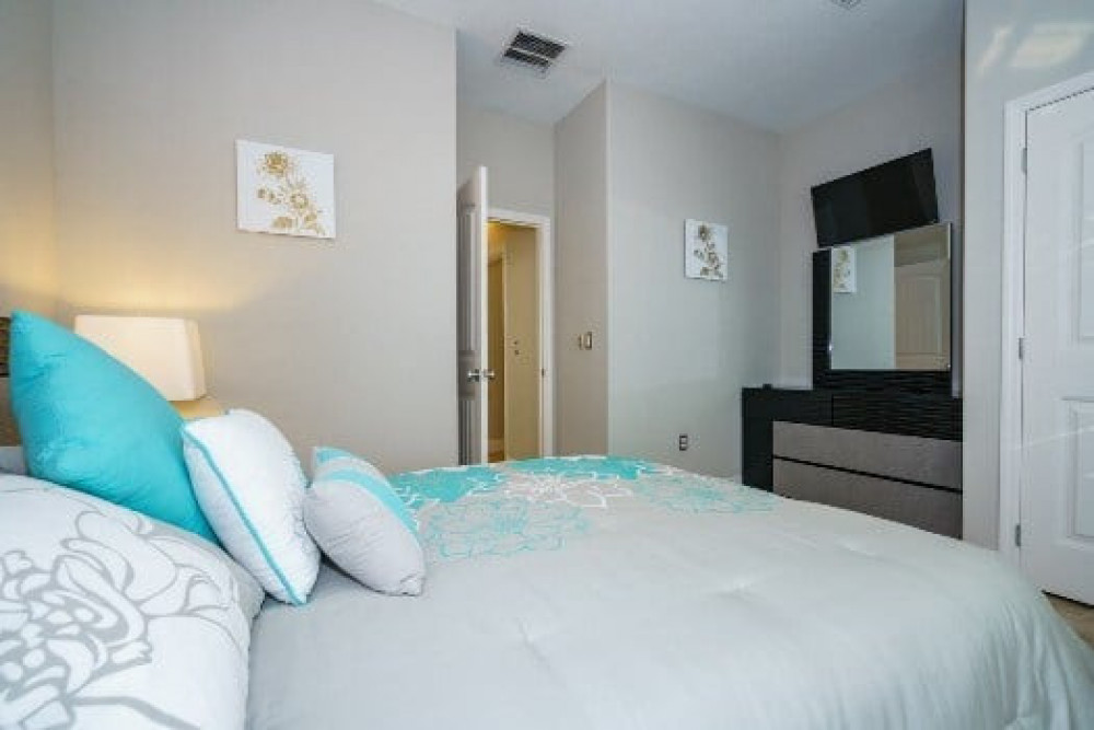 Solterra Resort 473