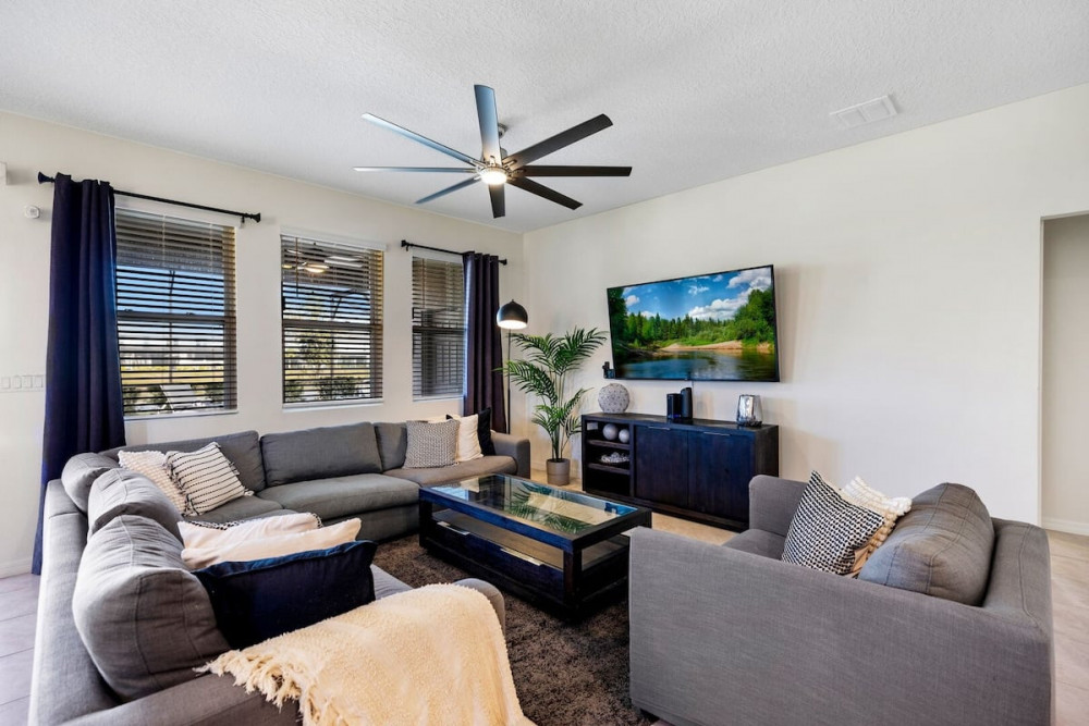 Solterra Resort 472