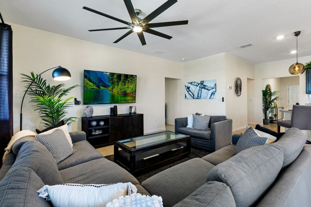 Solterra Resort 472