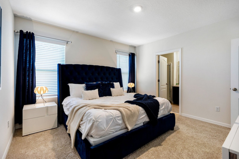 Solterra Resort 472
