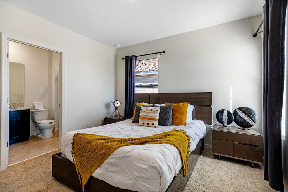 Solterra Resort 472