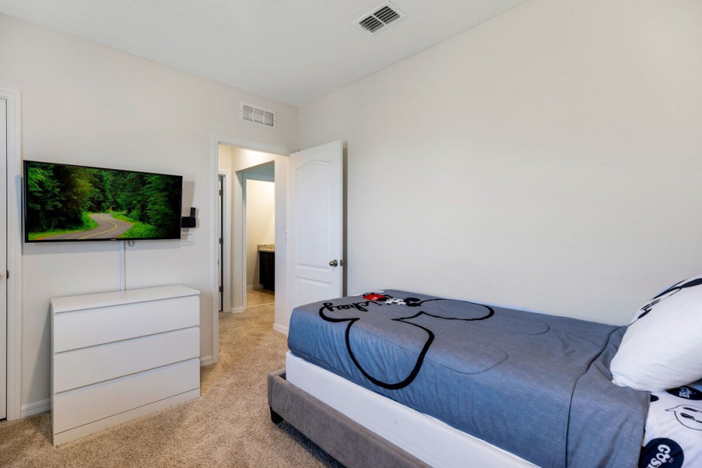 Solterra Resort 472