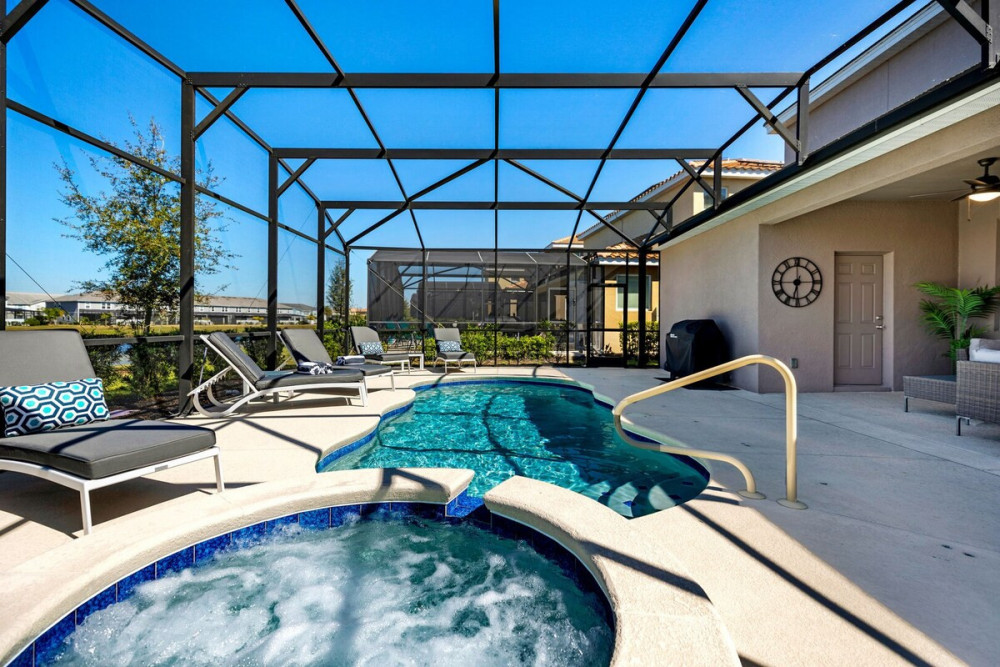 Solterra Resort 472