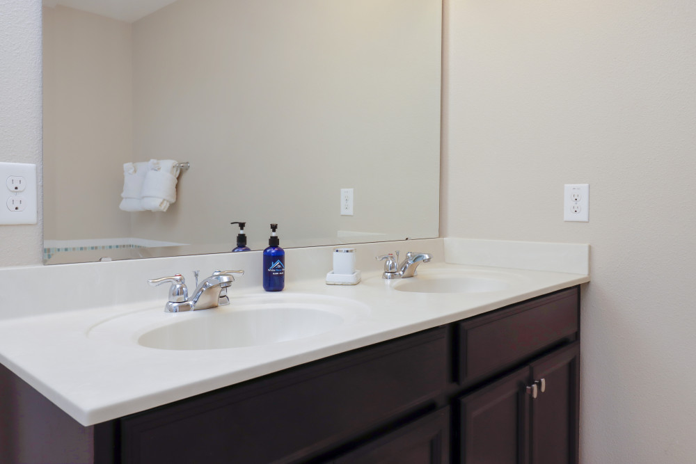 Solterra Resort 475