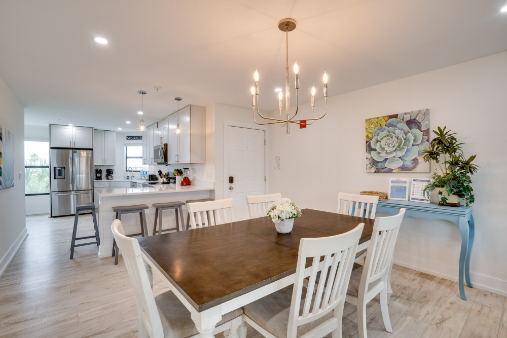 Holmes Beach 329
