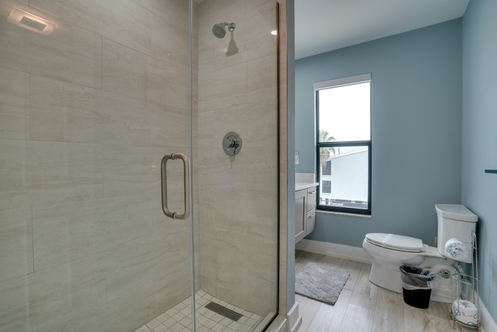 Holmes Beach 329