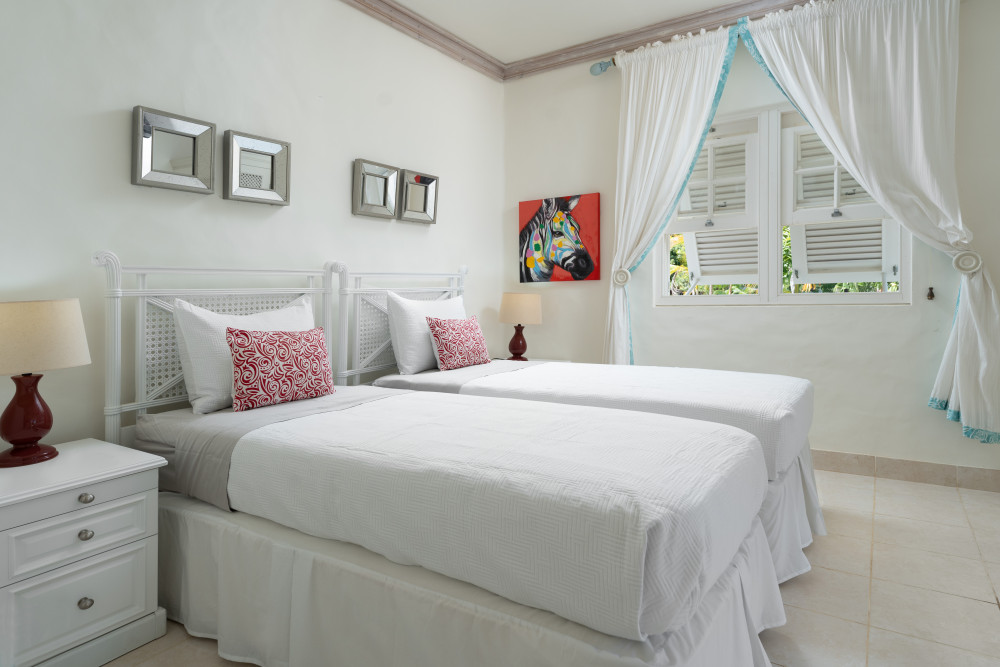 No Worries, 9 Coconut Grove