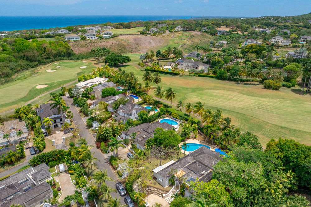 No Worries, 9 Coconut Grove