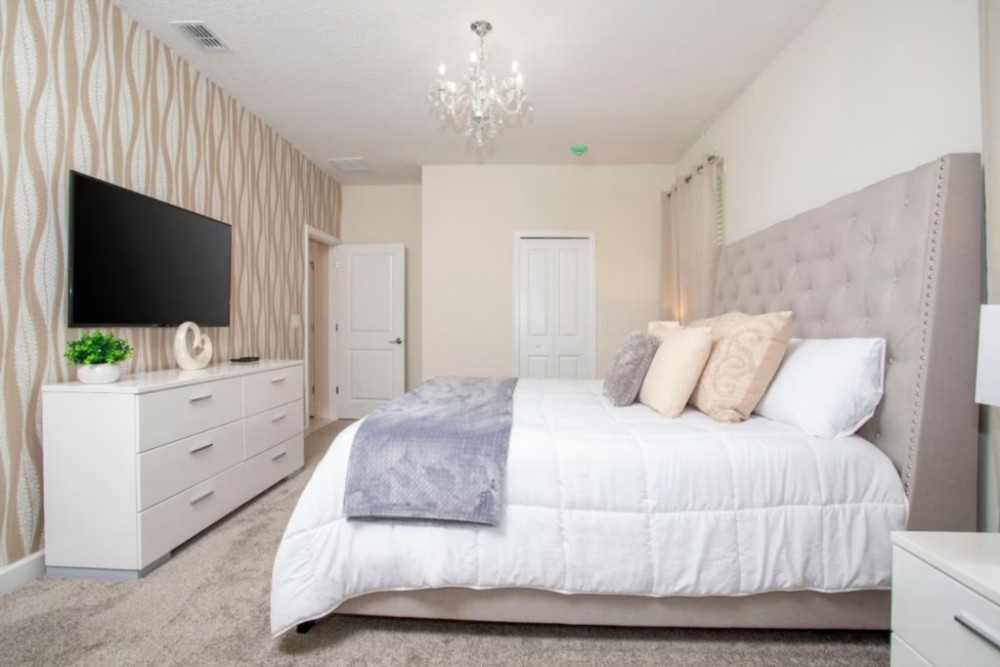 Storey Lake Resort 585