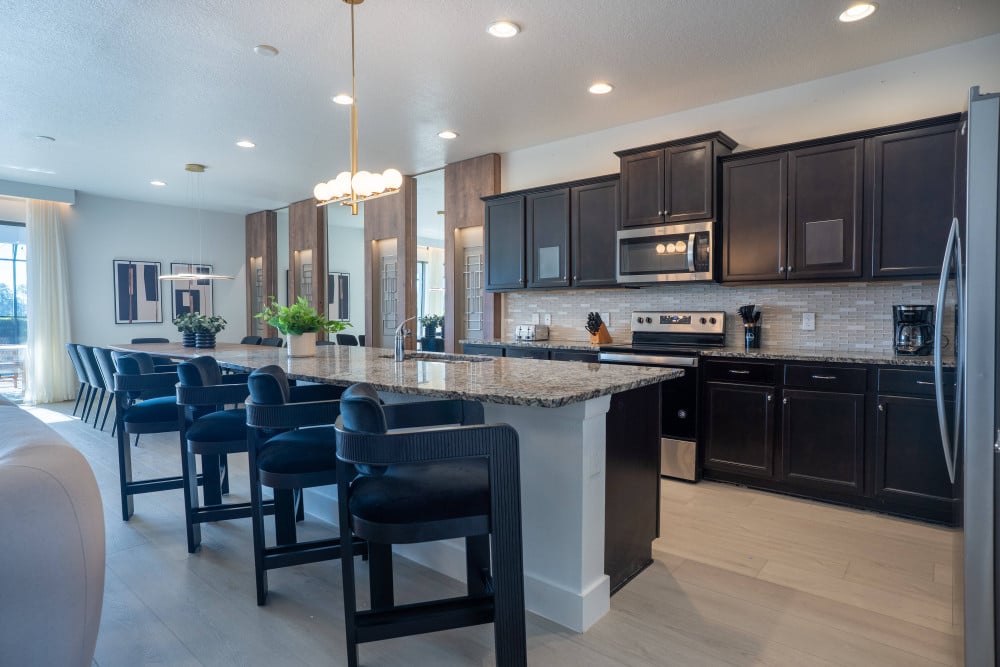 Windsor at Westside 2300