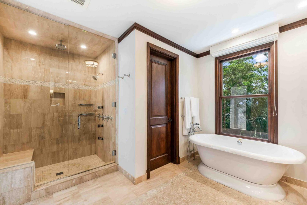 Ritz-Carlton Deckhouse 1