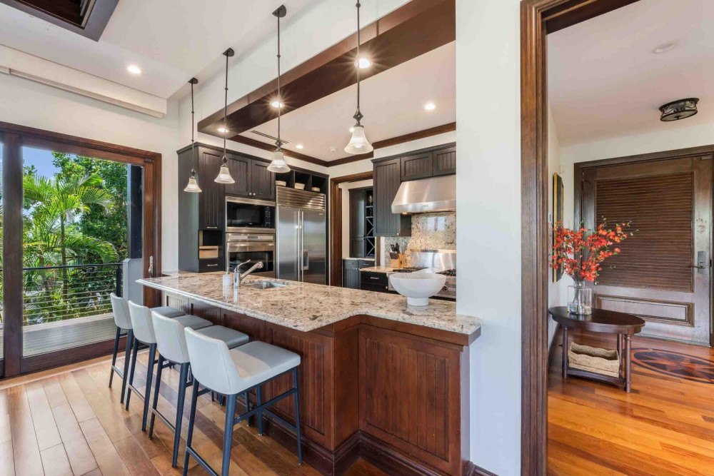 Ritz-Carlton Deckhouse 1