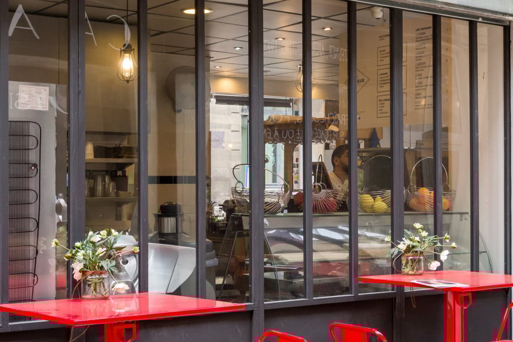 Footsteps from the Tuileries