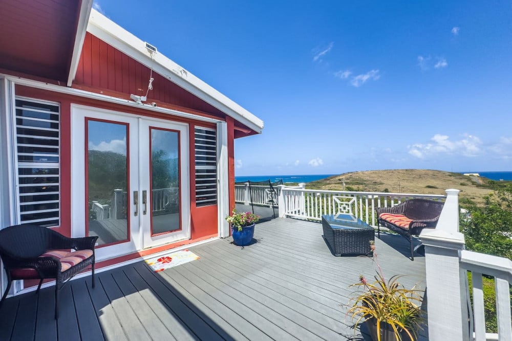 Hook ’em on Paradise