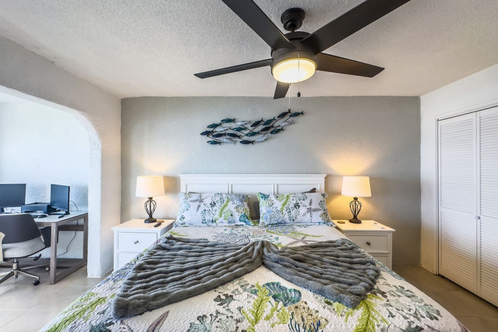 itlbfun - Waterfront Condo