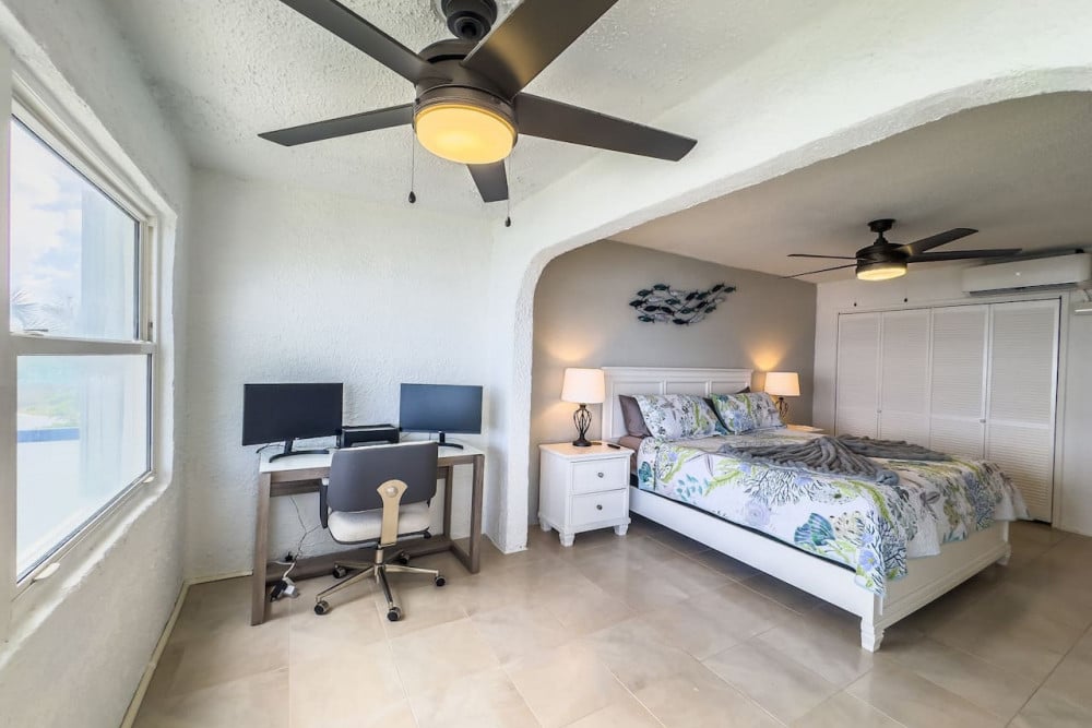 itlbfun - Waterfront Condo