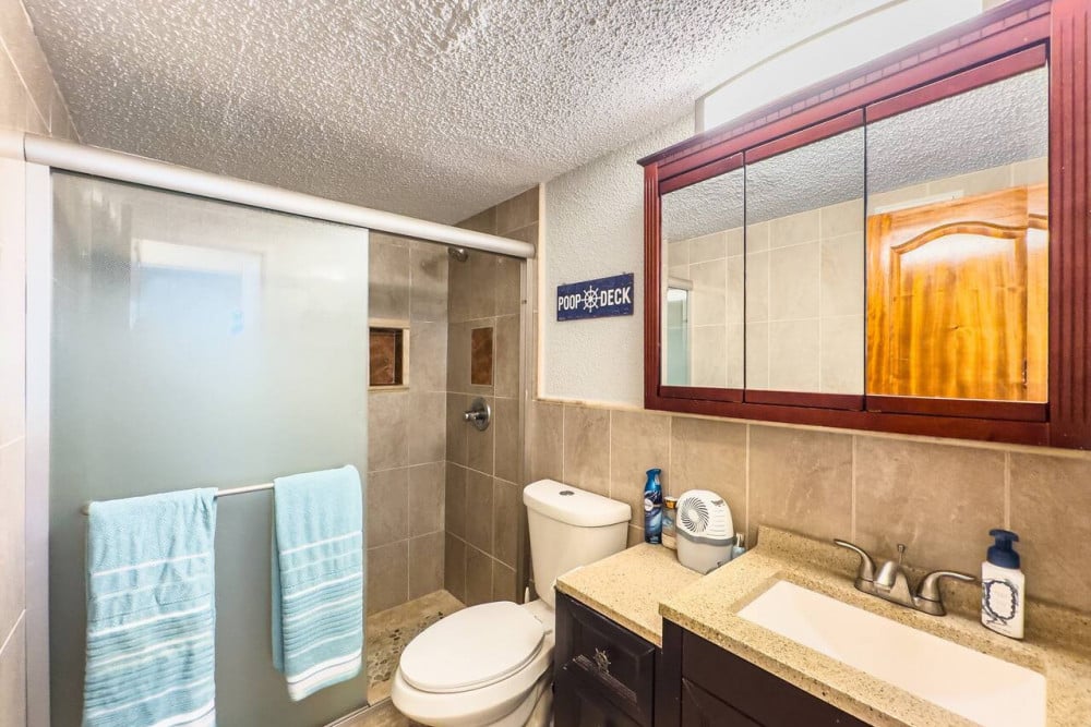 itlbfun - Waterfront Condo