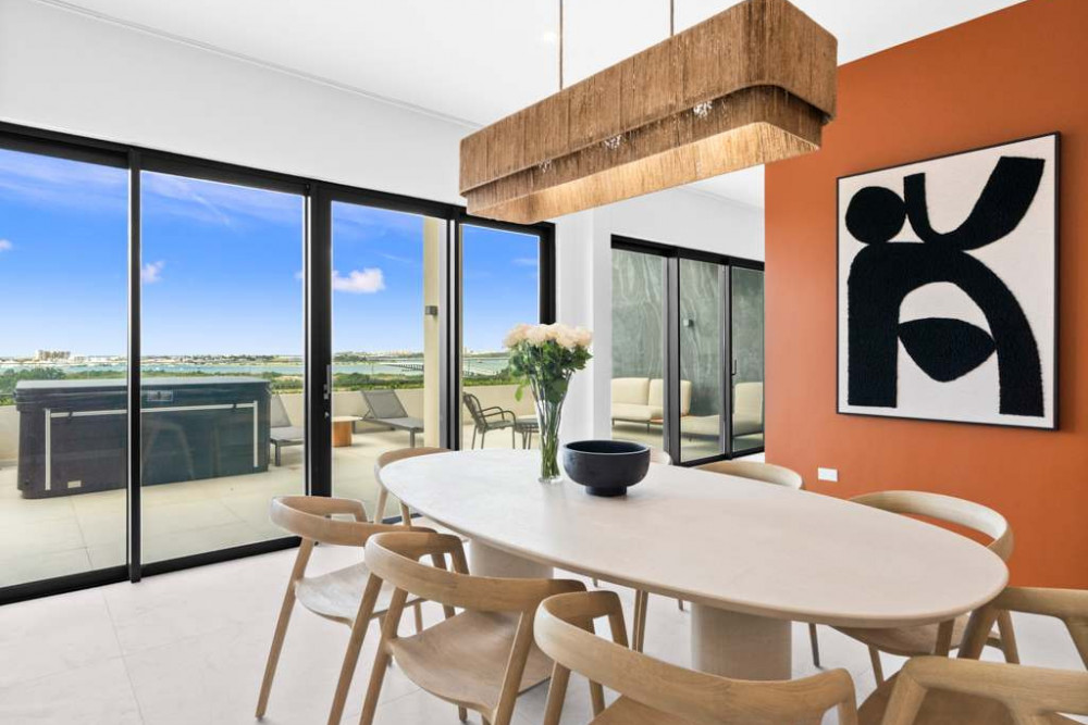 Lunark Penthouse