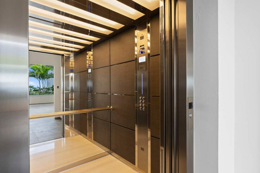 Lunark Penthouse
