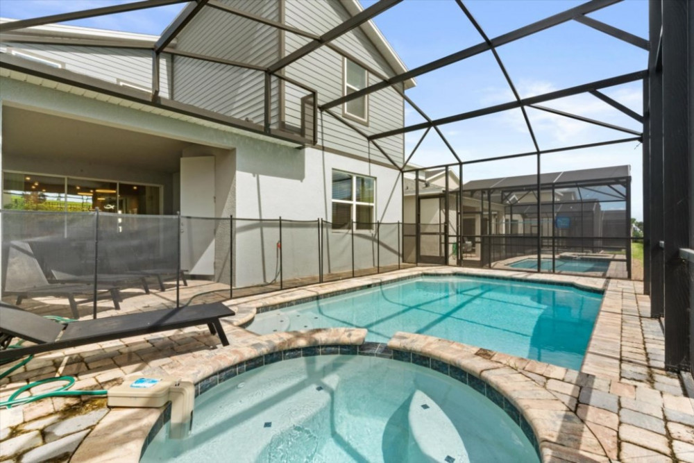 Solara Resort 659