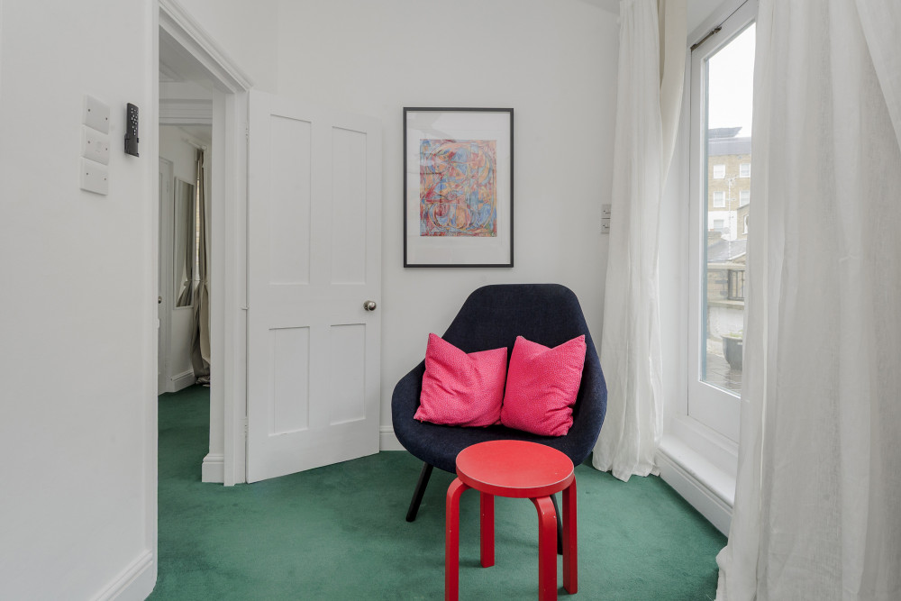 South Kensington Mews Hideaway