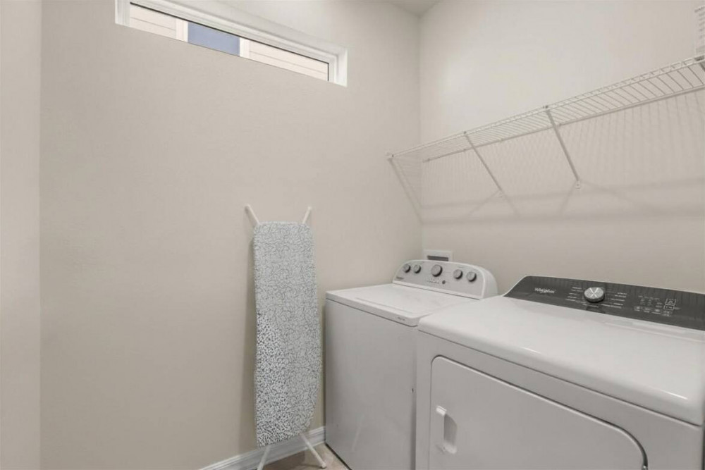 Windsor Cay 234