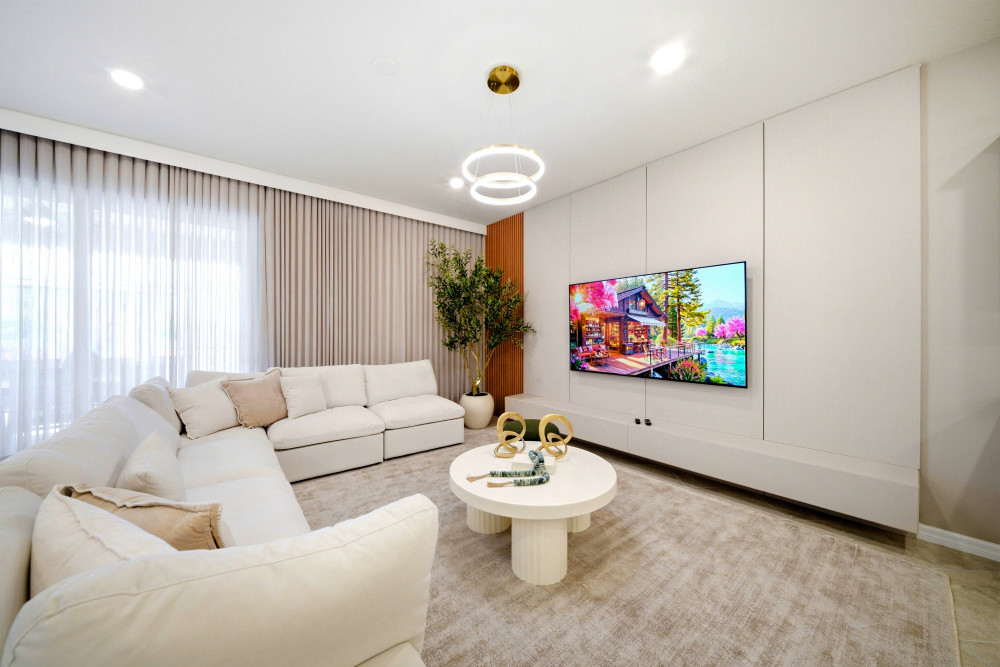 Windsor Cay 302