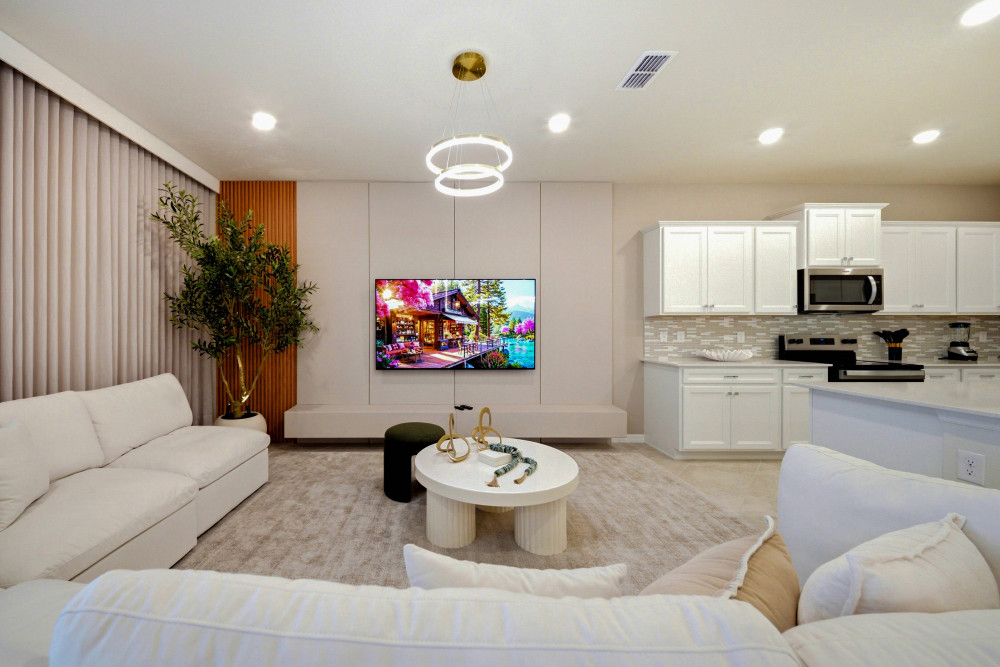 Windsor Cay 302