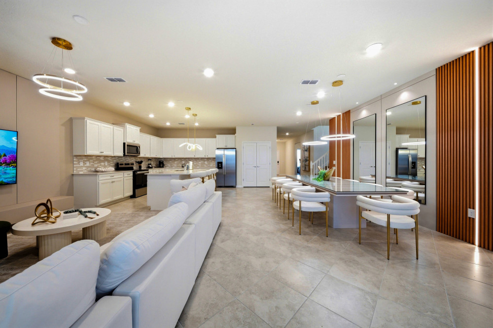 Windsor Cay 302