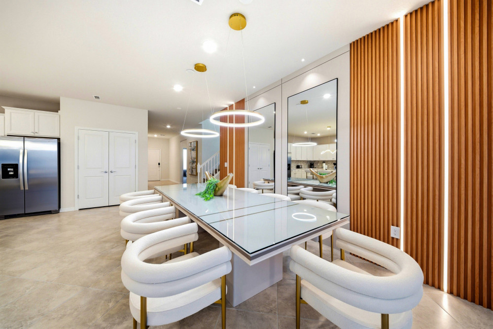 Windsor Cay 302