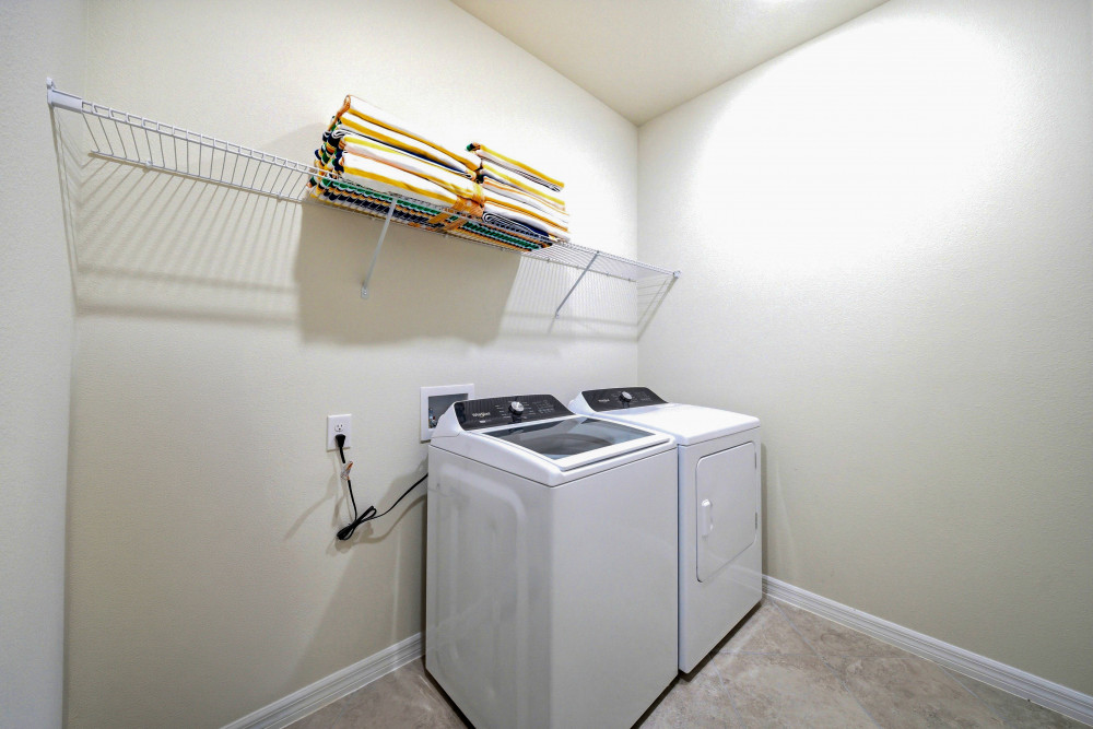 Windsor Cay 302