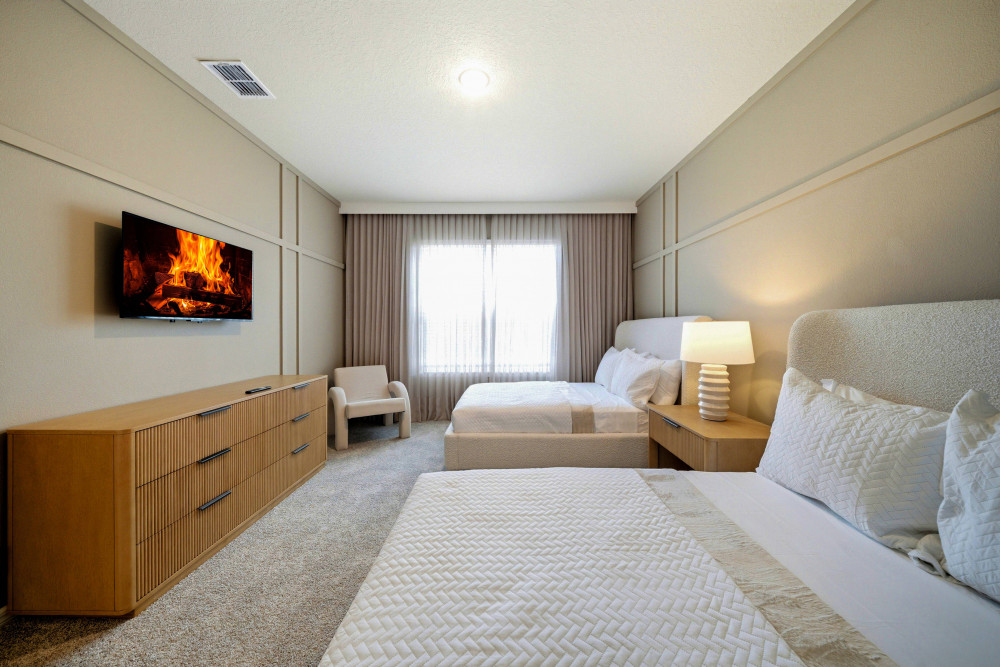 Windsor Cay 302