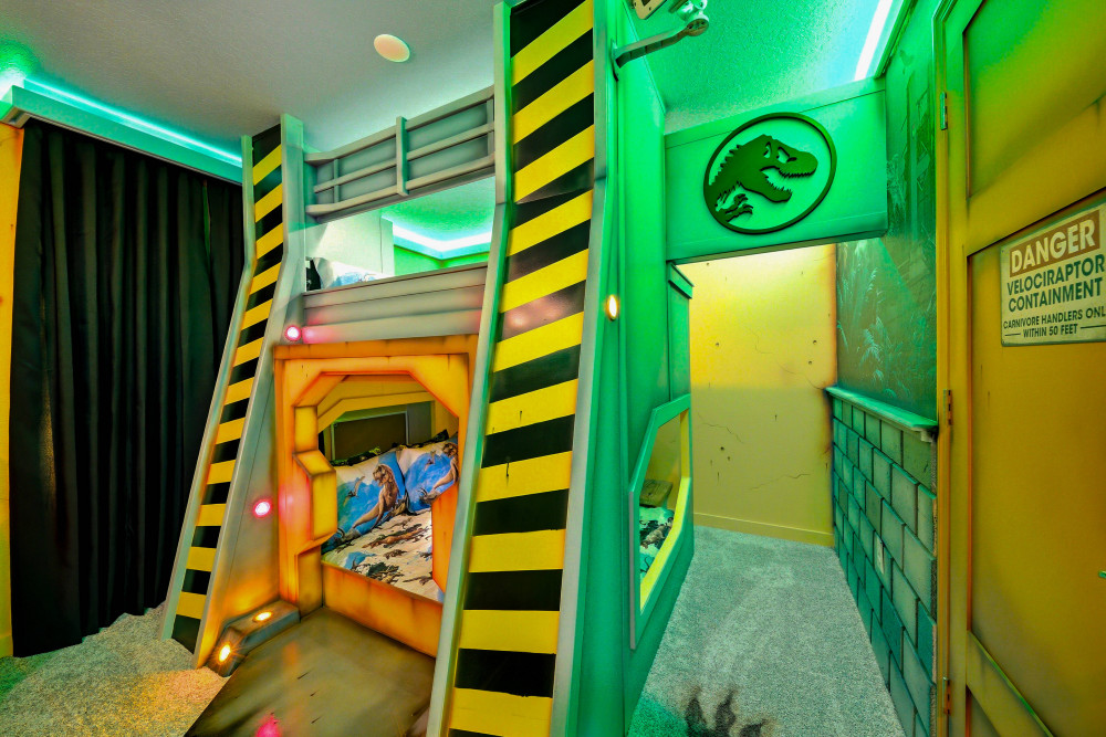 Windsor Cay 302