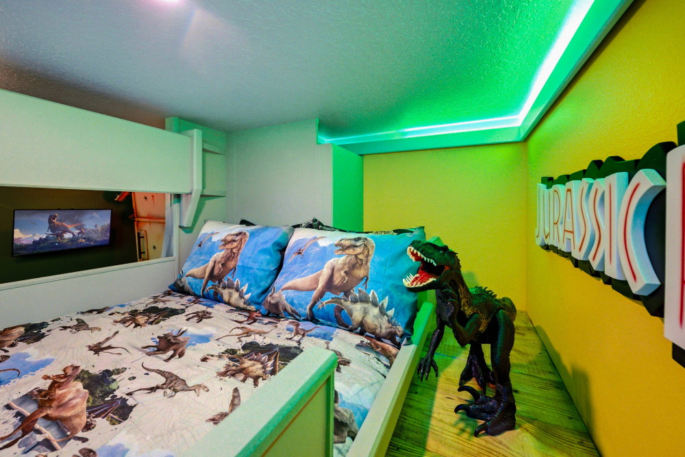 Windsor Cay 302