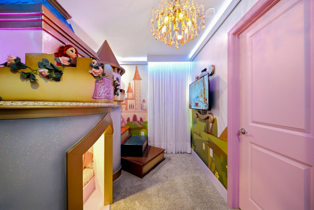 Windsor Cay 302