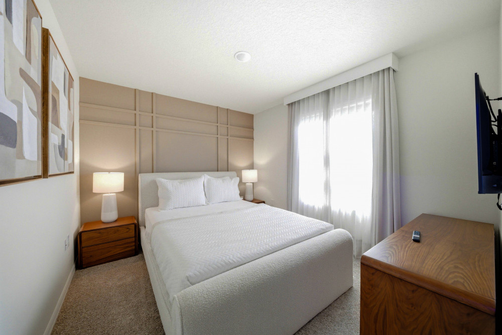 Windsor Cay 302