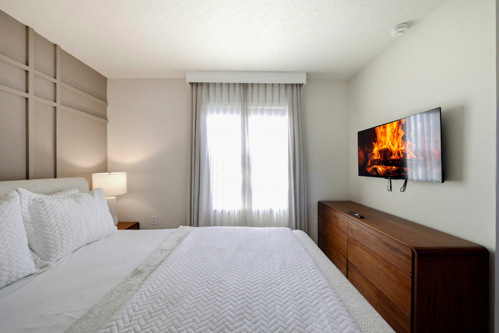 Windsor Cay 302