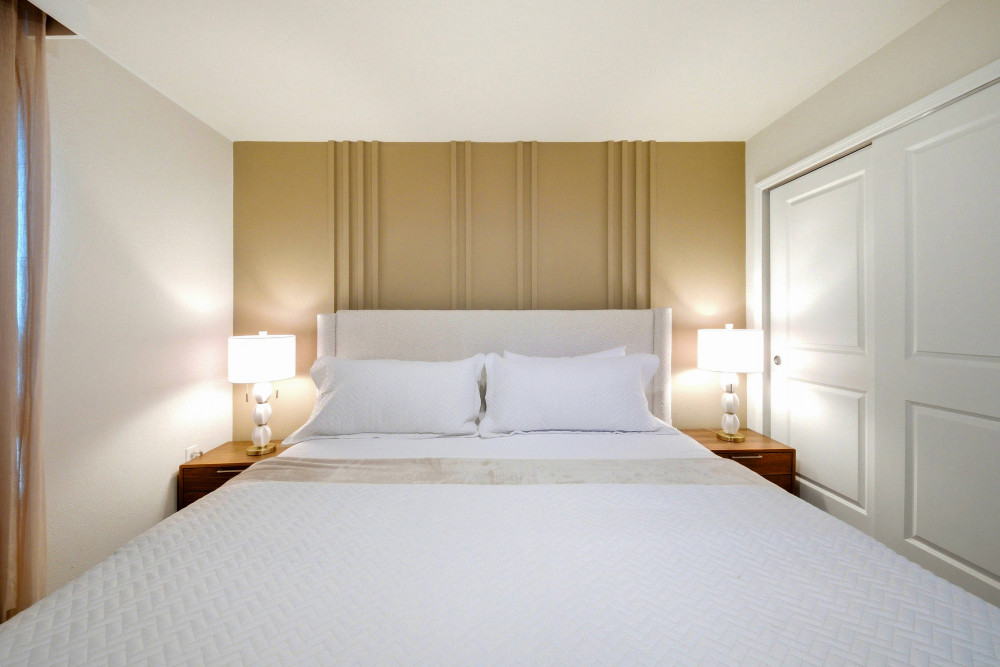 Windsor Cay 302
