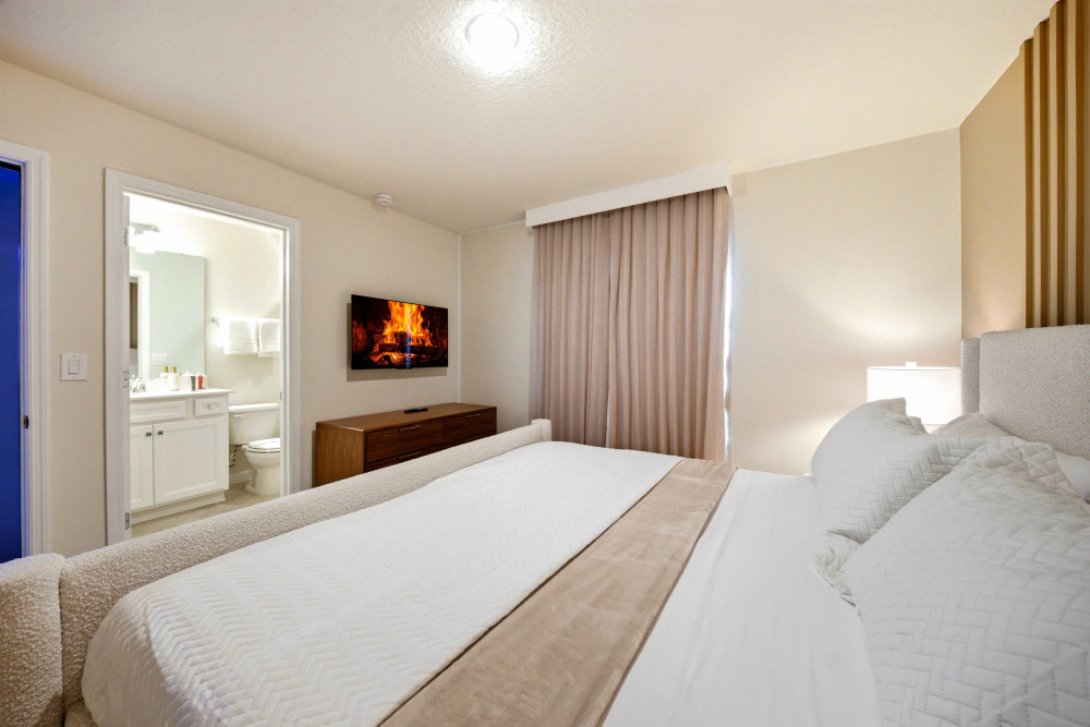 Windsor Cay 302