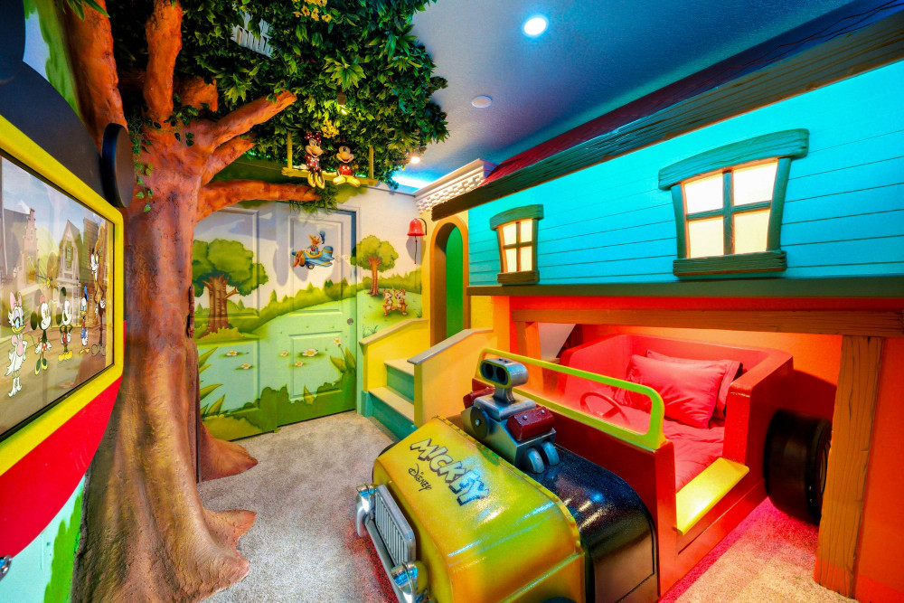 Windsor Cay 302